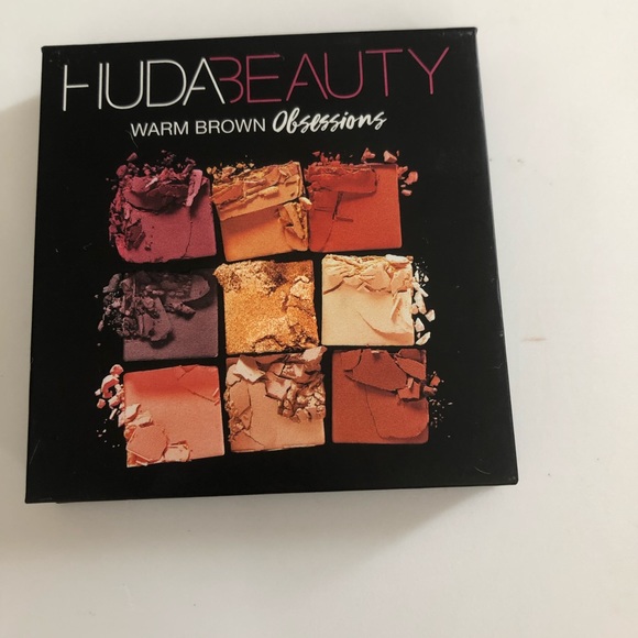 Makeup - Picture 4 of 8